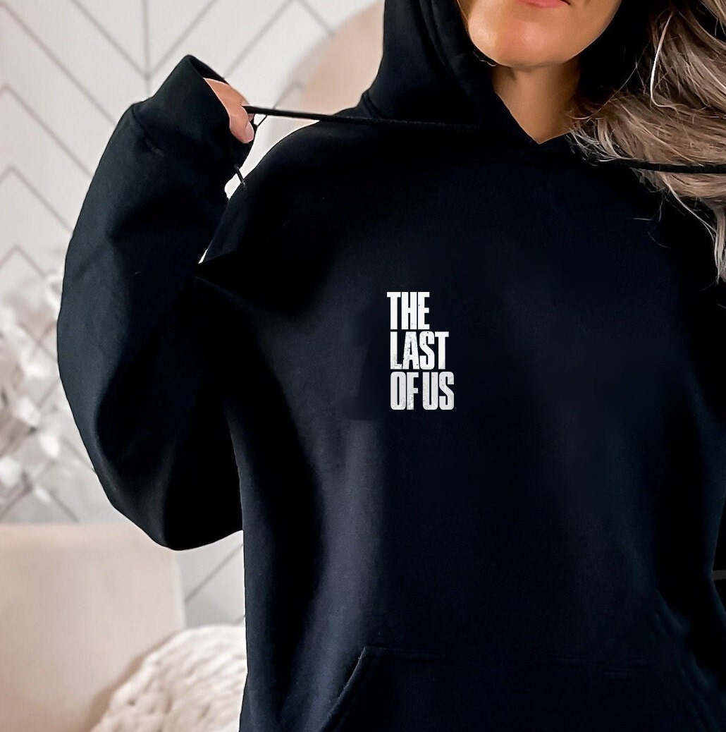 Official ellie and joel the last of us 2 wallpaper signatures shirt,  hoodie, sweater, long sleeve and tank top