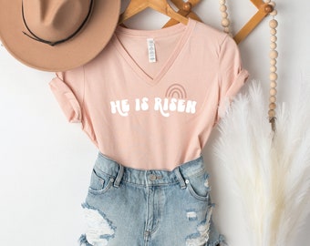 Camiseta de cuello en V de Pascua "Él ha resucitado": Camiseta cristiana para mujer