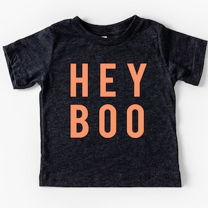 Hey Boo T-Shirt for Kids - Trendy and Playful Halloween Fun