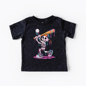 Chemise de baseball squelette pour enfants - T-shirt de sport pour tout-petits d'Halloween - T-shirt de baseball squelette cool pour garçons - Chemise fantasmagorique pour jeunes