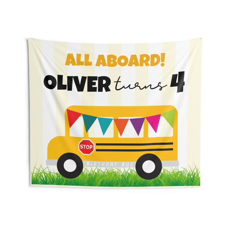 Décor de toile de fond d'anniversaire de bus | Tapisserie d'anniversaire personnalisée pour enfants | Bannière d'anniversaire sur le thème du bus | Déco de fête personnalisée avec nom et âge image 5