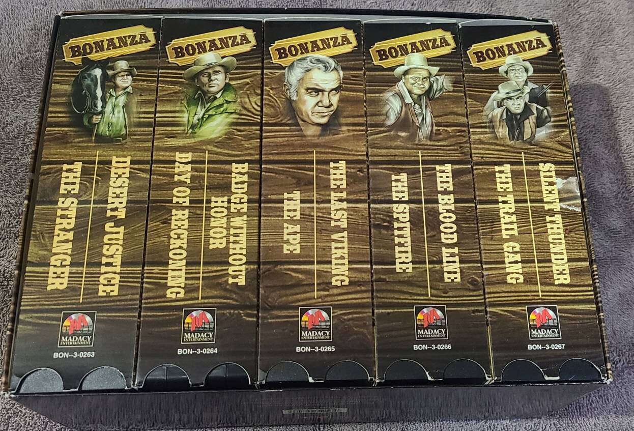その他 Collector&#39;s Edition [VHS] VHS LAW & ORDER THE COLLECTORS EDITION. 20 TAPES EACH