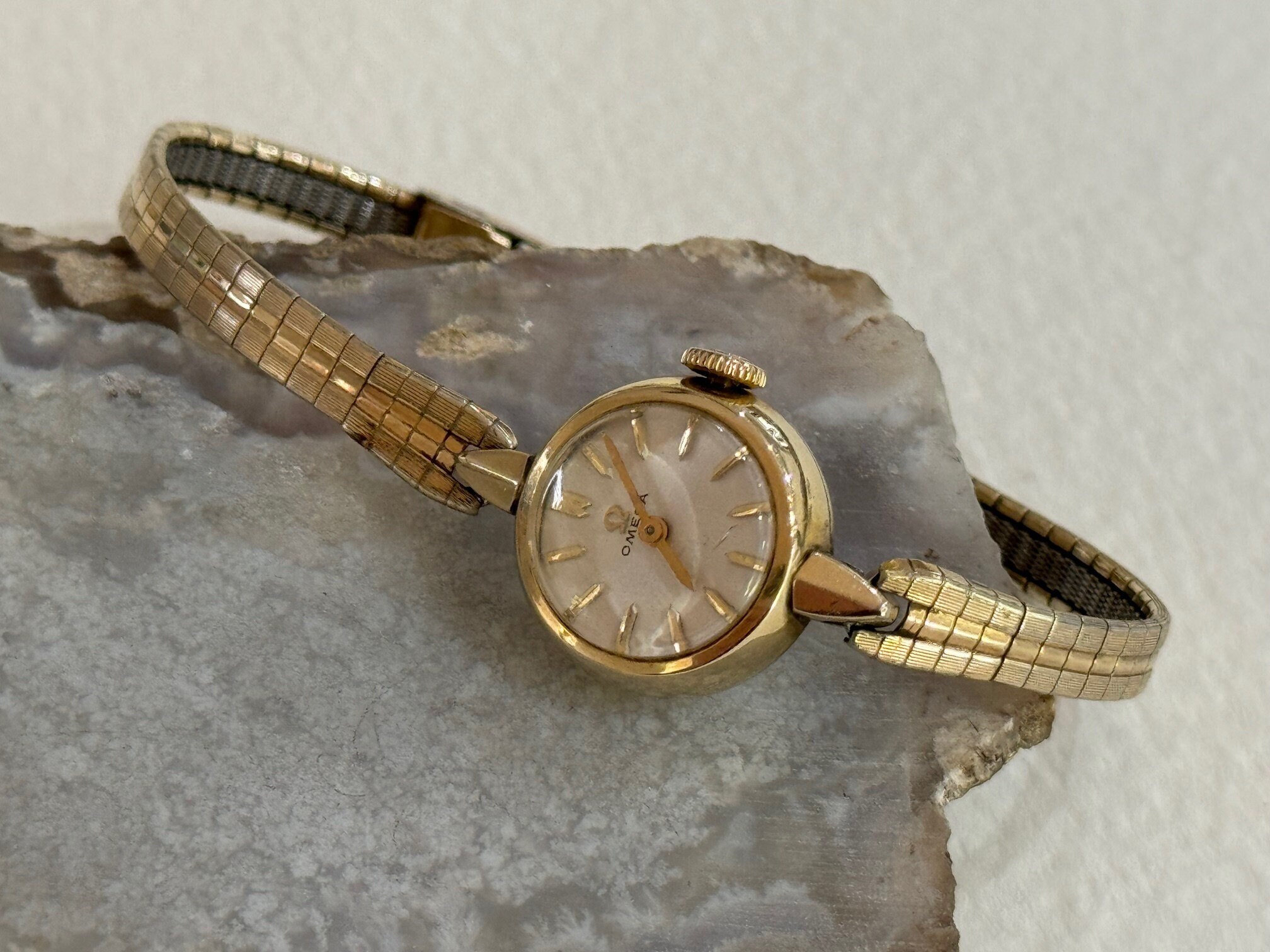 Vintage Ladies Omega 10K GF Wrist Watch, Manual Wind  display picture 2