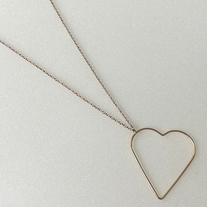 Vintage Wire Heart 2.25” On Washed Gold Tone Necklace 26”