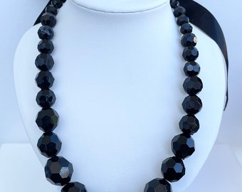 Vintage Graduated Acrylic Faceted Black Bead Necklace 16