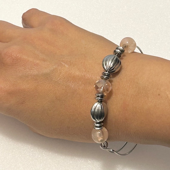 Adjustable Silver Tone Bangle: Cream Swirl Lucite… - image 5