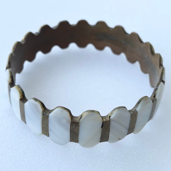 Vintage Brass Bangle with Mother of Pearl Inlay 9… - image 10
