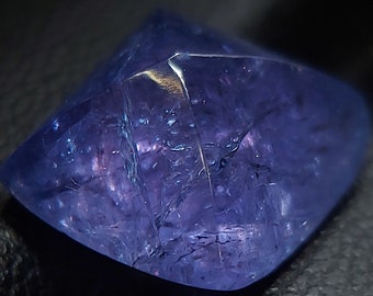 Unique tanzanite cabochon - loose natural tanzanite gemstone 8.55 CTS - pyramid shape 11 mm  - loose translucent stone for jewelry making