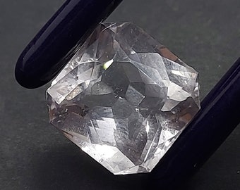 Bright natural Morganite gemstone - faceted loose Morganite 12.50 CTS - octogon shape 14 mm - pink peach Beryl - Canadian supplier