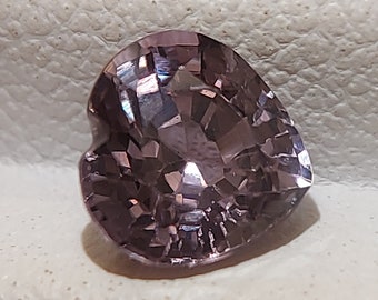 Sprankelende roze spinel-edelsteen – gefacetteerde natuurlijke spinel 1,25 CTS – hartvorm 6 mm – losse transparante steen voor het maken van sieraden