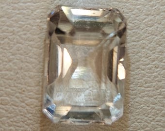 Hellgoldener Kunzit Edelstein - facettierter natürlicher Spodumen 4.15 CTS - Smaragdform 10 x 7 mm - loser transparenter Stein zur Schmuckherstellung