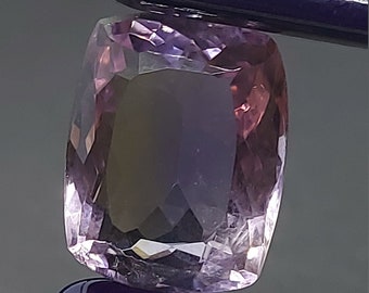 Near flawless Ametrine gemstone - faceted loose Trystine quartz 9.45 CTS - cushion cut 15 x 12 mm - natural bi color Bolivianite stone
