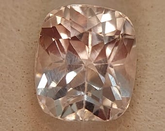 Silber Kunzit Edelstein - facettierter natürlicher Spodumen 3.50 CTS - Kissenschliff 8 x 7 mm - loser transparenter Stein zur Schmuckherstellung