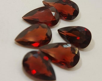 Wholesale garnet gemstones - faceted natural red garnet 14.75 CTS - pear shape 11 x 7 mm - loose transparent stone for jewelry making