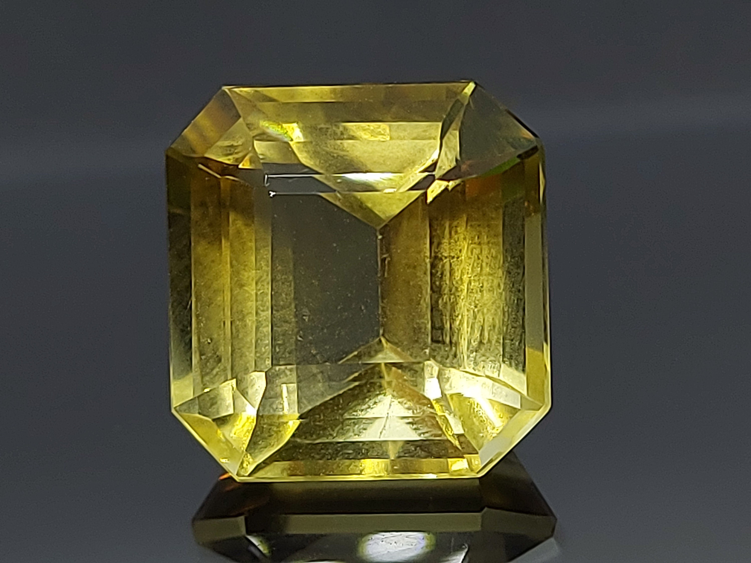 Natural Citrine gemstone faceted loose Citrine 8.80 CTS square