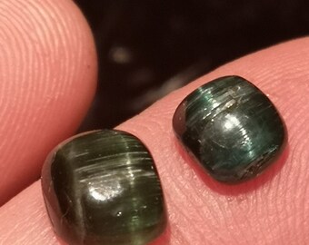 Loose cats eye Tourmaline gemstone - natural Tourmaline cabochon 4.95 CTS - 2 piece oval - chatoyant gemstone - Canadian supplier