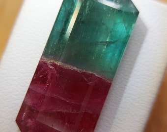 Giant bi color tourmaline gemstone - faceted natural Tourmaline 37.60 CTS - emerald shape 32 x 15 mm - loose transparent stone for jewelry