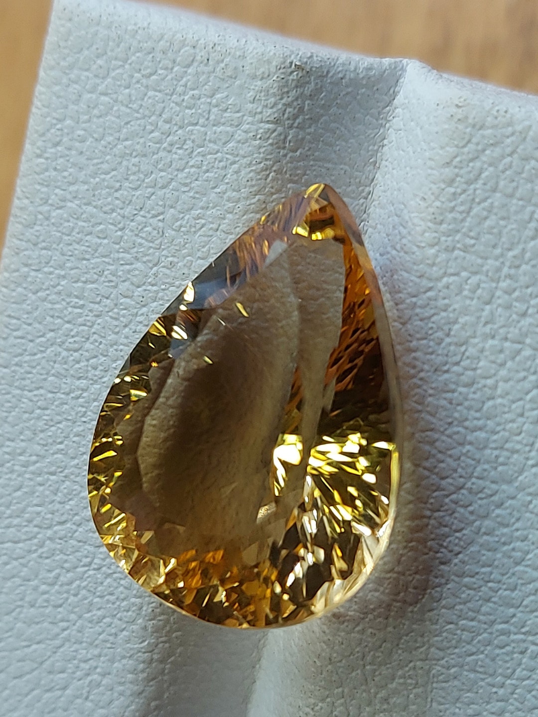Piedra preciosa Citrino cortada a láser Cuarzo Dorado natural