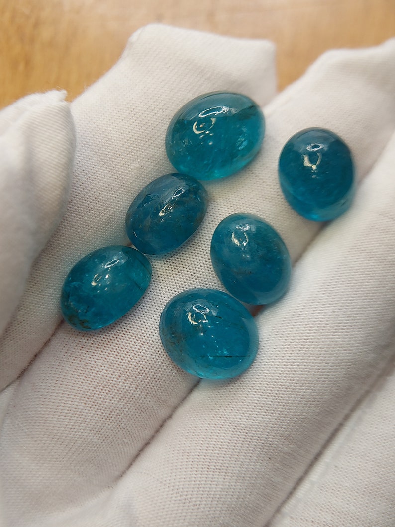 Cabochão de Apatita neon no atacado - Gema de Apatita natural azul-esverdeada solta, 55,00 quilates - 6 formatos ovais de 14 x 11 mm - Pedra extraída da terra africana imagem 8
