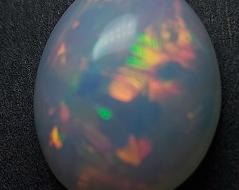 Huge white opal gemstone - loose natural welo opal cabochon 14.90 CTS - oval 19 x 15 mm - Ethiopian rainbow stone for jewelry making