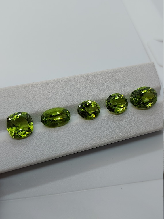 ペリドット 宝石 ルース 2．04CT （ペリドット7 ct No54568宝石 