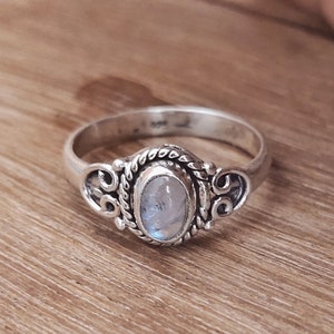 Oval Moonstone Ring: 925 Sterling Silver Statement Ring