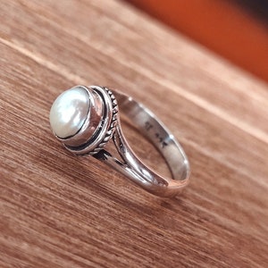 Natural Freshwater Pearl Ring, 925 Sterling Silver, Statement Ring, White Pearl Ring, Handmade Jewelry, Boho Ring, Gemstone Ring, Women Ring