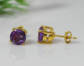 Pendientes de alejandrita: piedra redonda de plata de ley que cambia de color