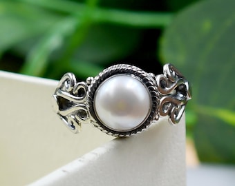 Natural Freshwater Pearl Ring, Sterling Silver Ring, White Pearl Ring, Statement Ring, Boho Ring, Artisan Ring, Women Ring, Handmade Jewelry