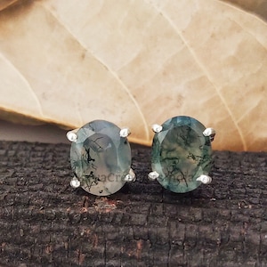 Natural Green Moss Agate Studs, 925 Sterling Silver Studs, Minimalist Gemstone Studs, Moss Agate Earrings, Oval Studs, Moss Agate Jewelry