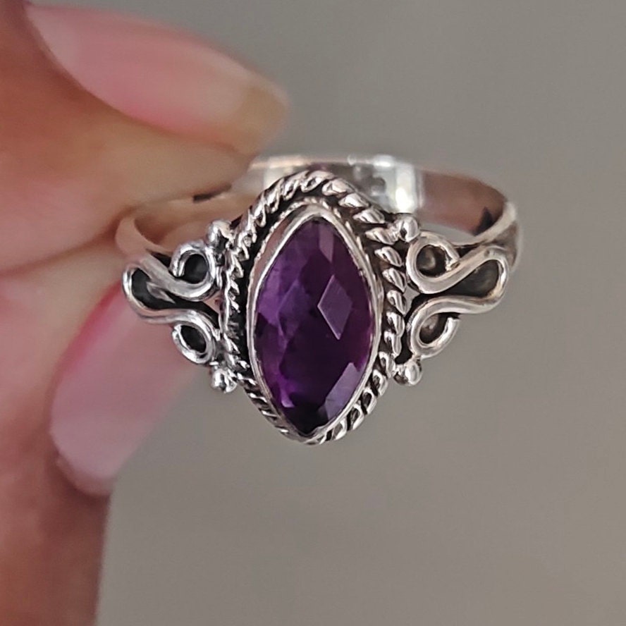 マーキスアメジストリング：ハンドメイドのボヘミアン風スターリング
