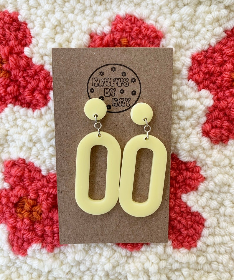 The Maggie Mae/'s resin earrings