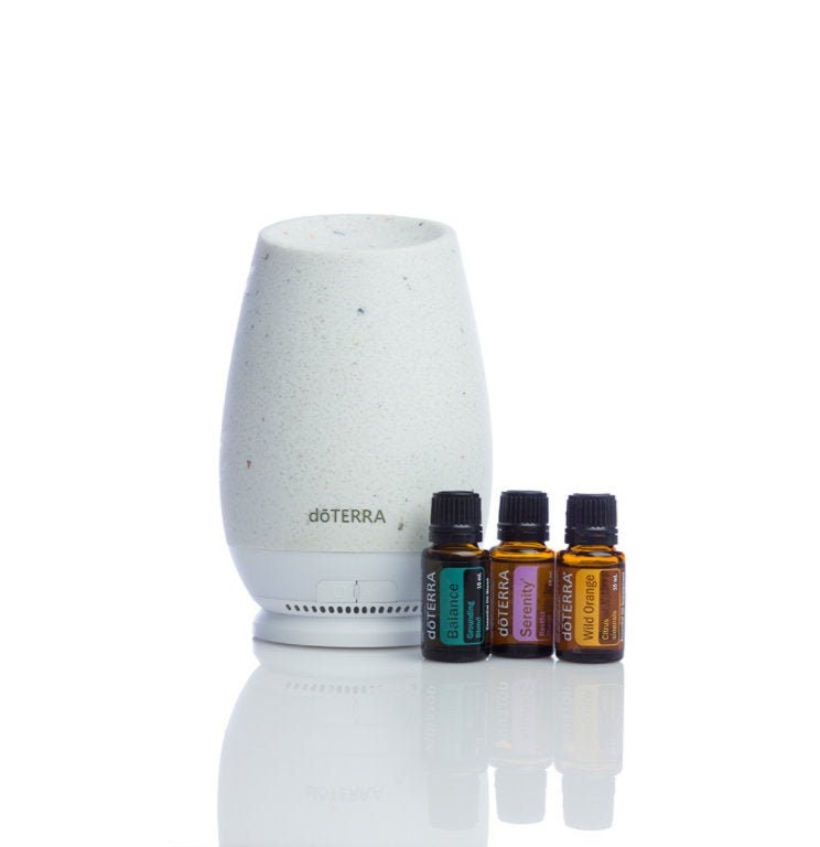Download Mother's Day Bundle: Roam® Diffuser with Wild Orange (15 ...