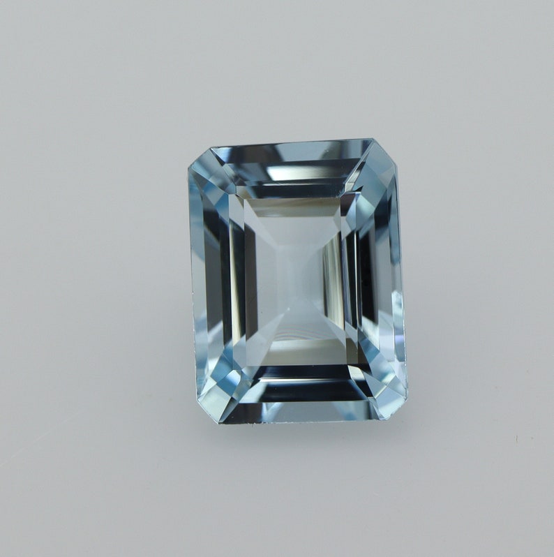 9.8x7.3 MM High Quality Aquamarine Emerald Cut Super Lustrous Loose Gemstone Fine Jewelry 2.5 Cts AAA+Grade Natural Top Blue AQUAMARINE