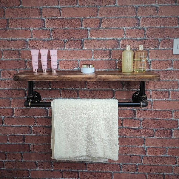Towel rail with shelf