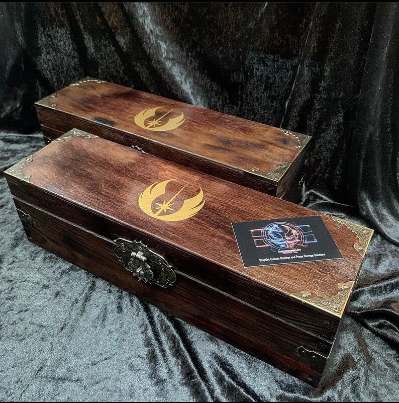Star Wars The Ancient Jedi Custom Lightsaber Display Box Etsy