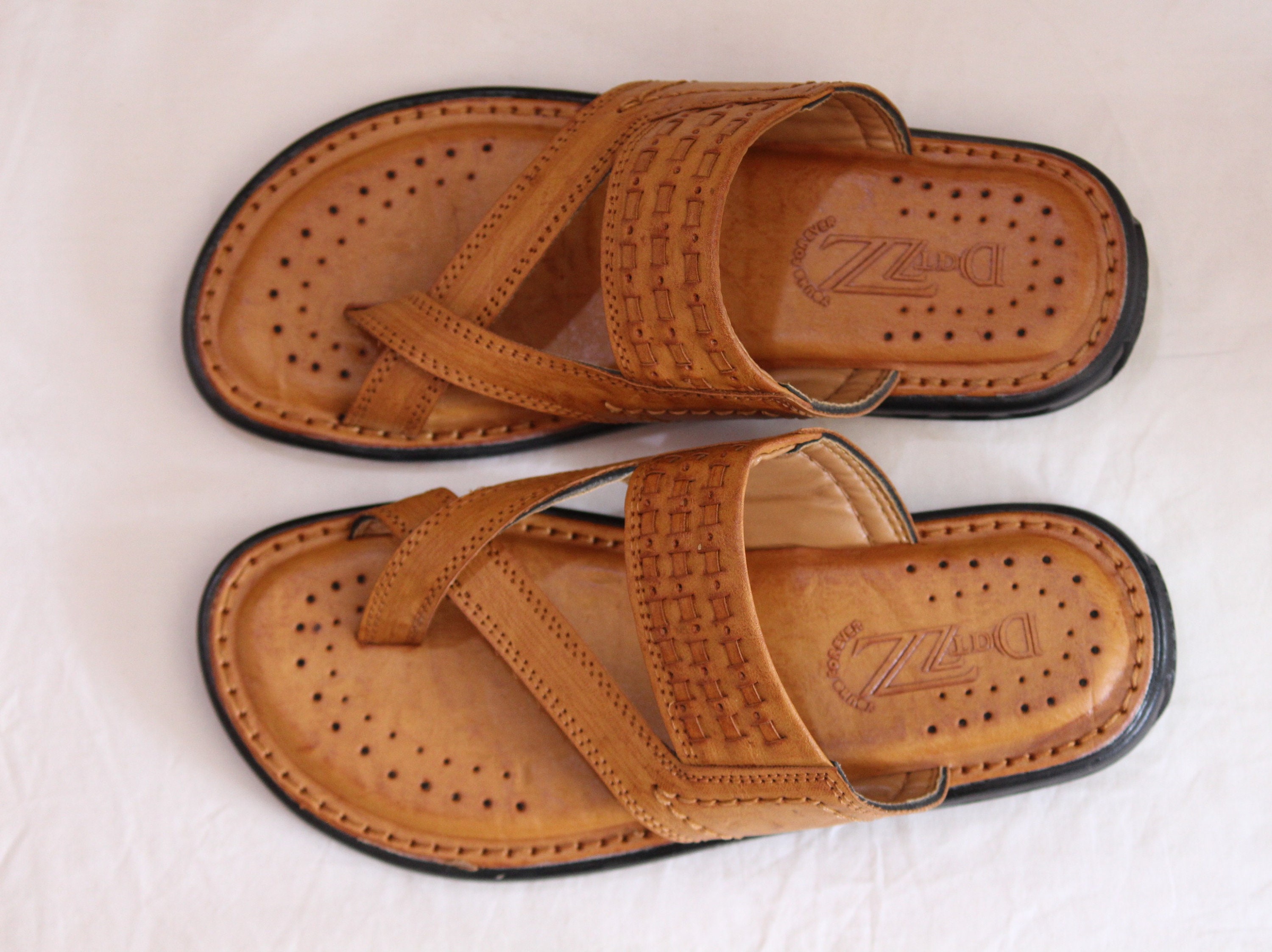 party wear slippers men