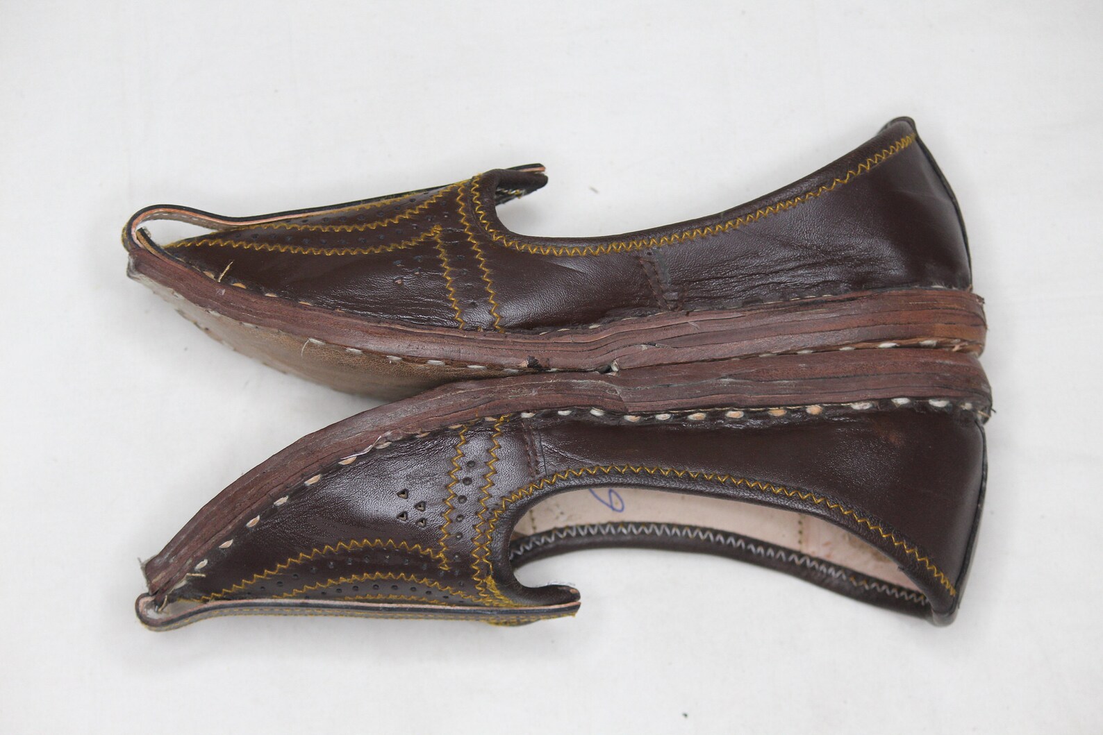 Men's rajwadi rajasthani traditional jooti leather mojri | Etsy