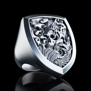 Personalized King Skull Silver Ring, Handmade Silver Skull Shield Ring, Biker ring,Skull Ring, Anarchist Punk Gothic Skull Ring,Memento Mori