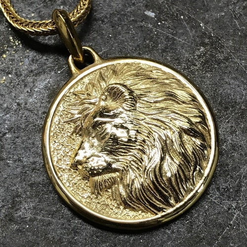 18k Gold Filled Lion Pendant Medallion Pendant Necklace Gold Etsy