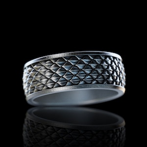 Handmade Dragon Skin Pattern Ring, Personalized Gothic Silver Wedding Band, Dragon jewelry , Men&#39;s Jewelry, Engagement Ring, Groomsmen Gift,