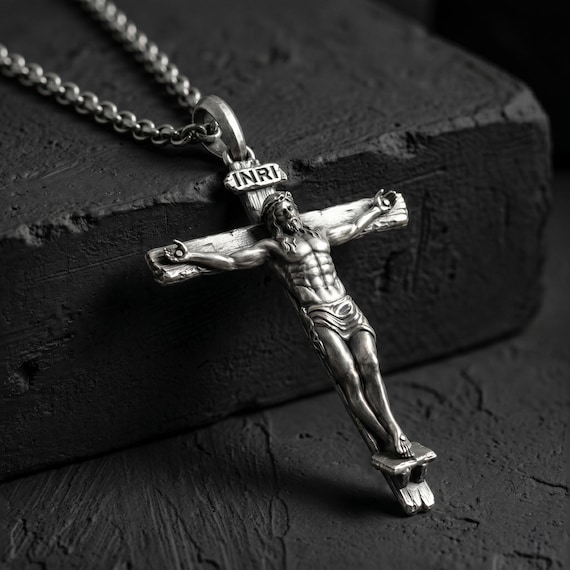 Handmade Silver Jesus Crucifix Necklace,3D Jesus Relief Cross Savior Pendant,Engraved Jesus Religious Charm,Silver Man Necklace,Gift For Men