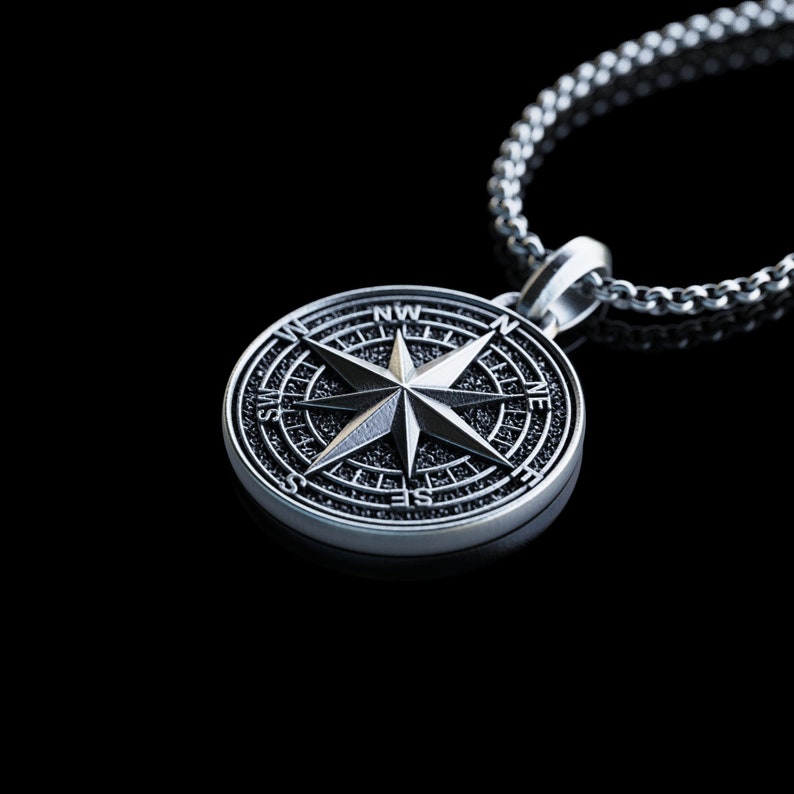Handgefertigte Silber Kompass Halskette, personalisierte Nordstern Anhänger, Polaris Halskette, Geschenk für Segler, Weihnachtsgeschenke Bild 1