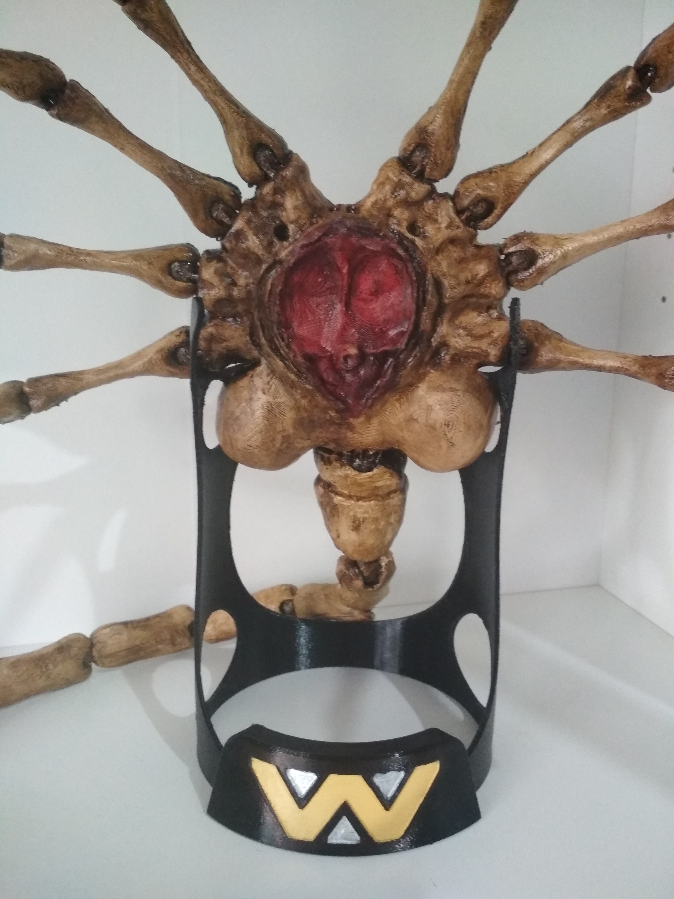 アギシス フェイスハガー エイリアン レプリカフィギュア 可動式