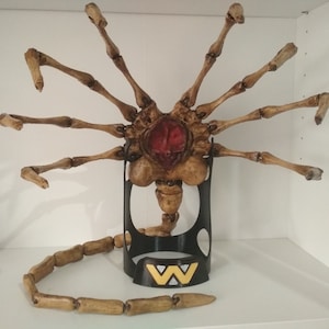Replica figure Agisis Facehugger Alien articulated/ Prop kit/ Collecting_Handmade_Collecting. 1:1 scale. Full size