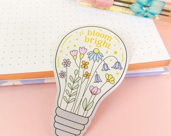 Adesivo Bloom Bright con effetto specchio argento e oro - Adesivo con fiori di campo, adesivo fustellato opaco, adesivi per diario, adesivo per la fiducia in se stessi