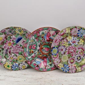 Vintage 6&quot; Chinese Rose Medallion Oriental plates, Rose Familie Chinese plates, plates Chinese, Rare Colllectible plates