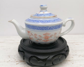 Vintage kleine chinesische Teekanne, handbemalte chinesische Teekanne, chinesische Teekanne, seltene chinesische Teekanne, orientalische Teekanne, blaue und weiße chinesische Teekanne
