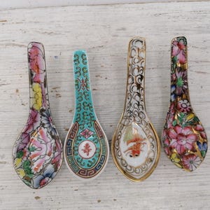 Vintage Chinese Rice Noodle Soup Spoon,Rooster Pattern china spoon,Asian Spoon,Rare Colllectible Spoon,Asian Soup Spoon,Hand-painted spoon