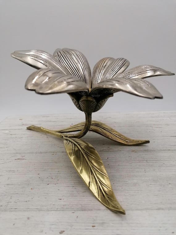 人気の春夏 Color Silver 80th Brass Ashtray Flower Petal Ashtray,carved その他